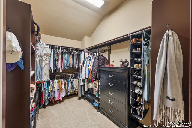 Image 20 of 52 For 108 Dahlia Pass