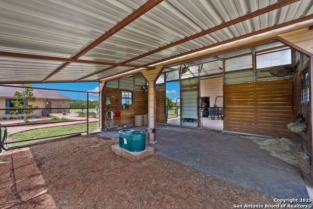 Image 31 of 52 For 108 Dahlia Pass