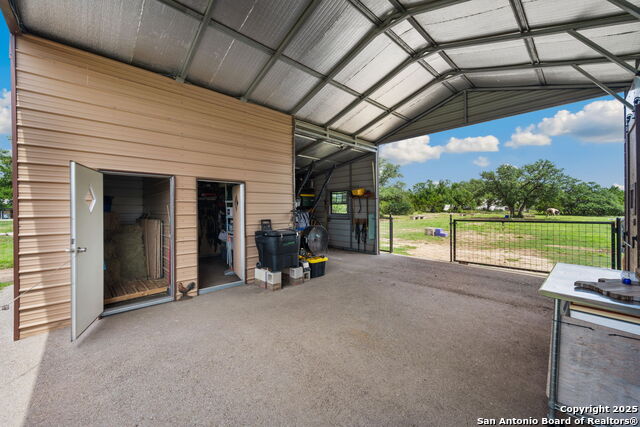 Image 32 of 52 For 108 Dahlia Pass