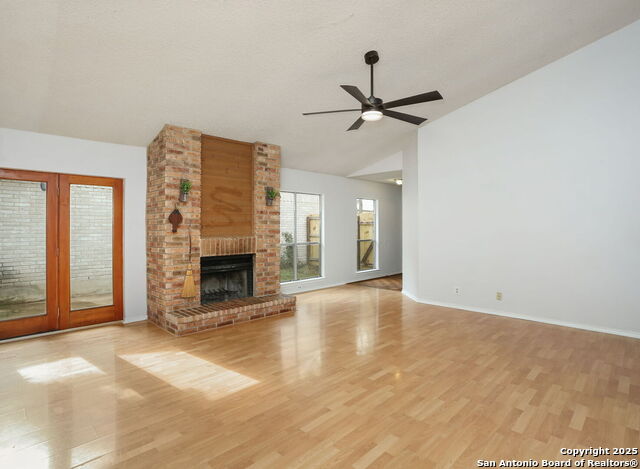 Image 3 of 18 For 5911 Heather Vw