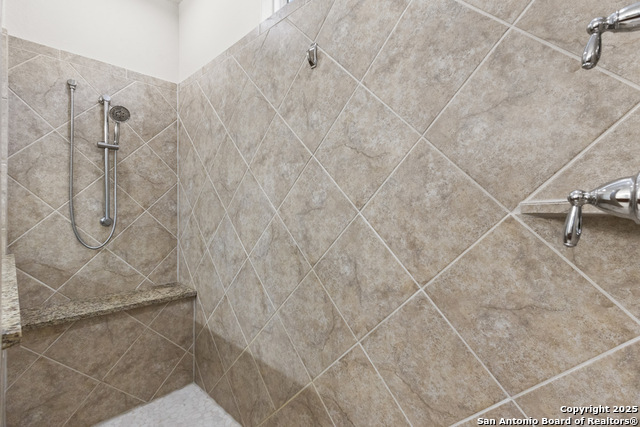 Image 24 of 34 For 13023 Gsl Dr.