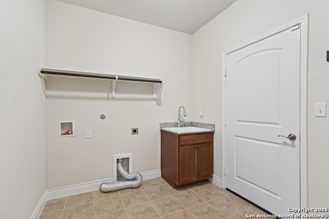 Image 30 of 34 For 13023 Gsl Dr.