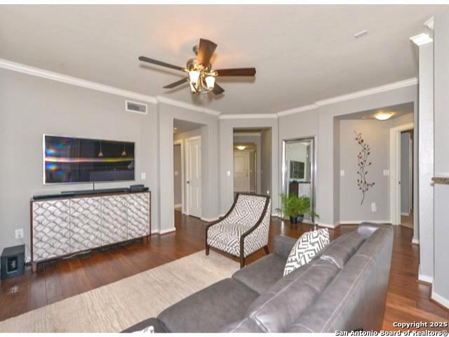 Image 13 of 45 For 7342 Oak Manor  4209