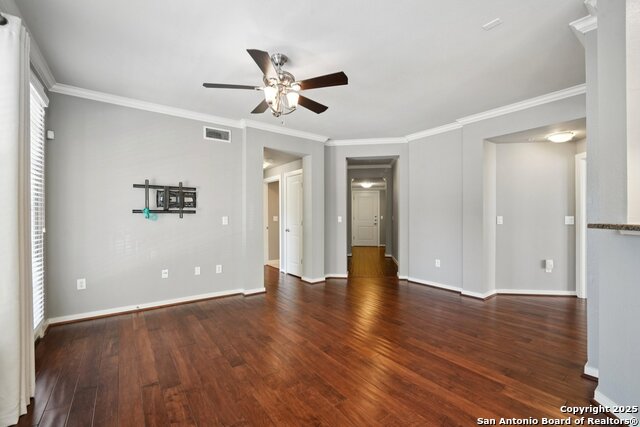 Image 14 of 45 For 7342 Oak Manor  4209