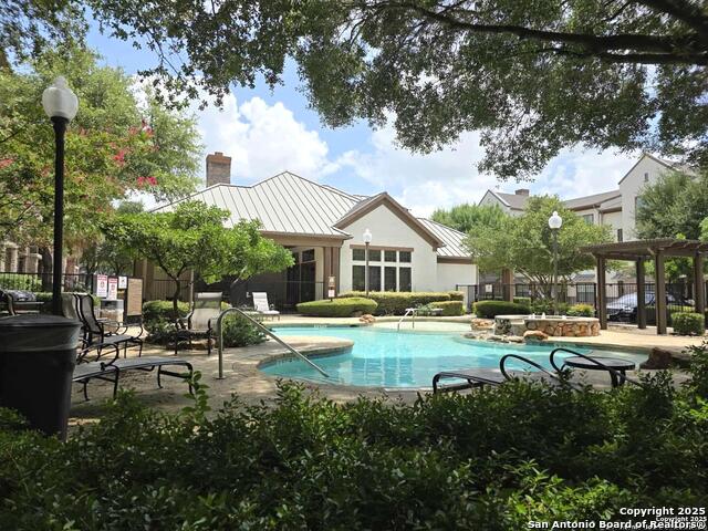 Image 40 of 45 For 7342 Oak Manor  4209