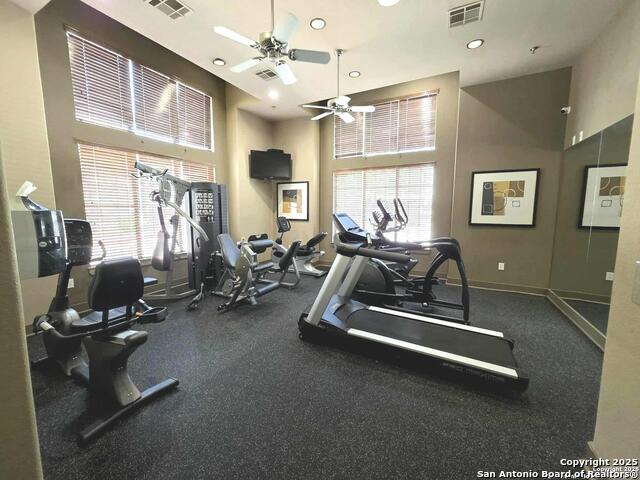 Image 43 of 45 For 7342 Oak Manor  4209