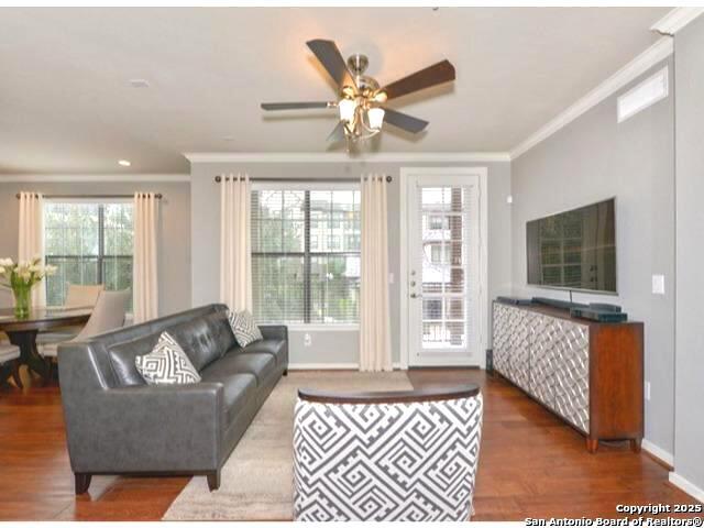 Image 9 of 45 For 7342 Oak Manor  4209