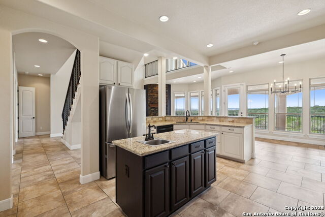 Listing photo id 17 for 15034 Iron Horse