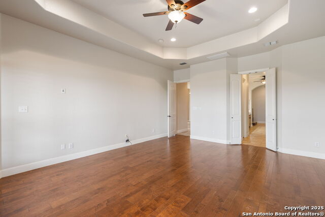 Listing photo id 18 for 15034 Iron Horse