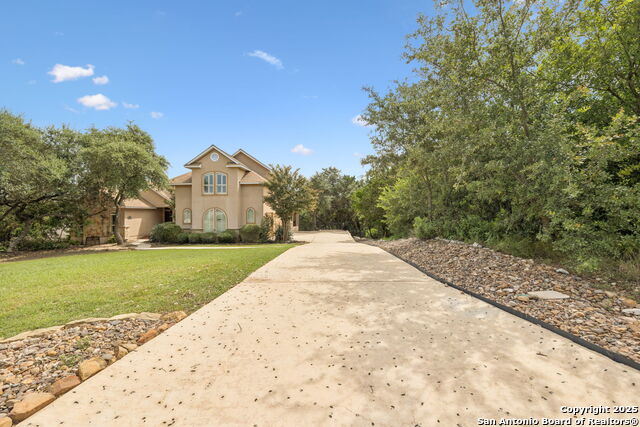 Listing photo id 1 for 15034 Iron Horse