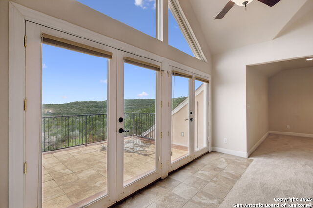 Listing photo id 28 for 15034 Iron Horse