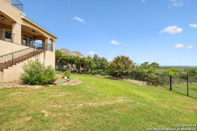 Listing photo id 41 for 15034 Iron Horse