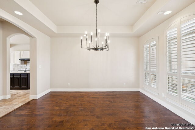 Listing photo id 6 for 15034 Iron Horse