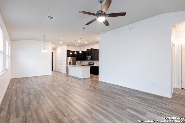 Image 6 of 20 For 11567 Lightning Way