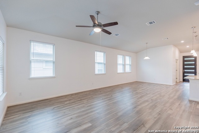 Image 8 of 20 For 11567 Lightning Way