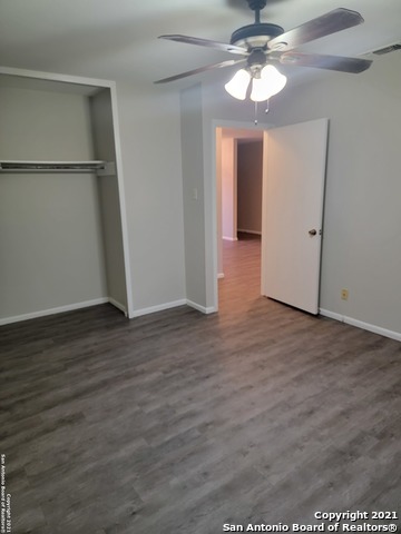 Image 13 of 16 For 923 Vance Jackson Rd  1004