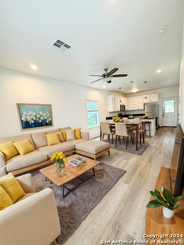 Details for 707 Runnels Ave  102, San Antonio, TX 78208