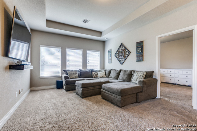 Image 7 of 14 For 306 Clorinda