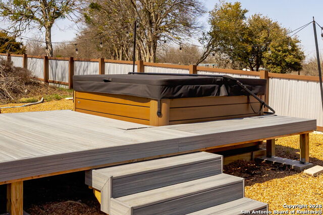 Listing photo id 27 for 154 Sunrise Dr.