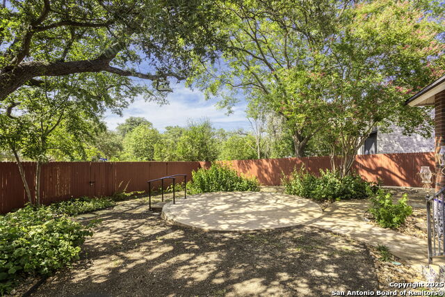 Listing photo id 23 for 2115 Border Mill Dr