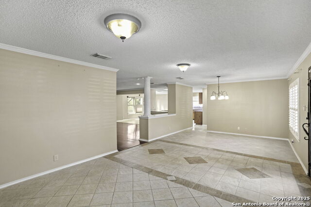 Listing photo id 3 for 2115 Border Mill Dr