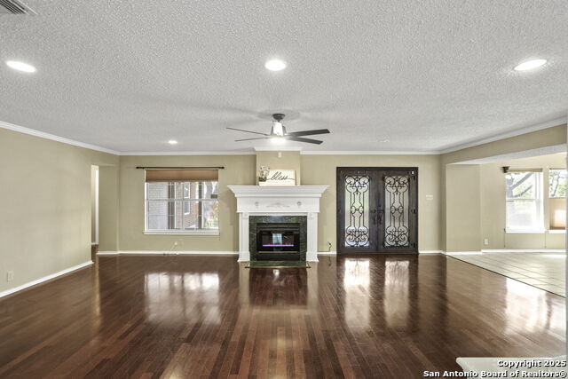 Listing photo id 4 for 2115 Border Mill Dr