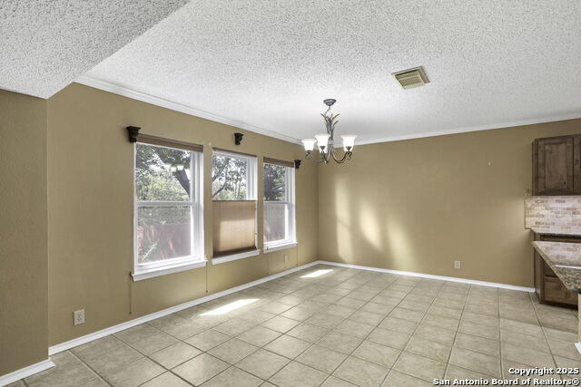 Listing photo id 7 for 2115 Border Mill Dr