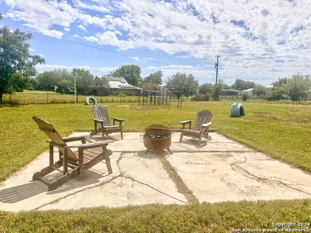 Image 12 of 42 For 121 Pitts Ln