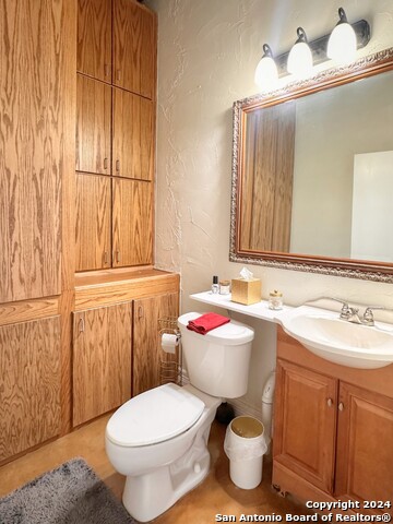 Image 15 of 42 For 121 Pitts Ln