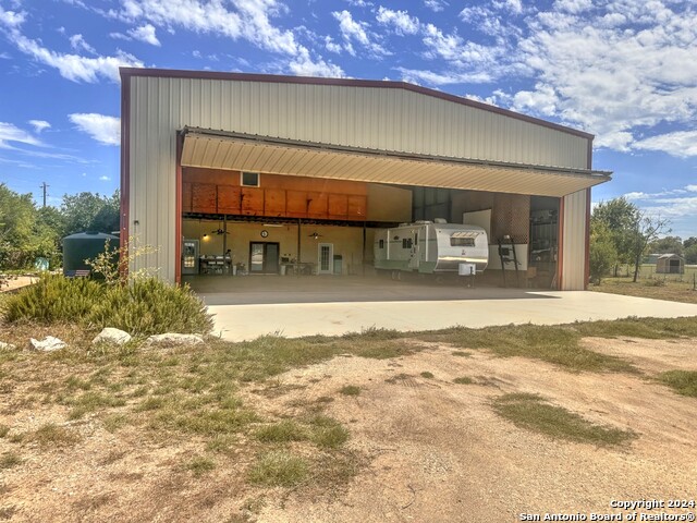 Image 21 of 42 For 121 Pitts Ln