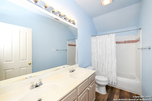 Image 12 of 16 For 18910 Windsor Wood