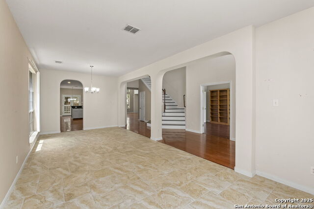 Image 10 of 46 For 515 Catanbo Ct