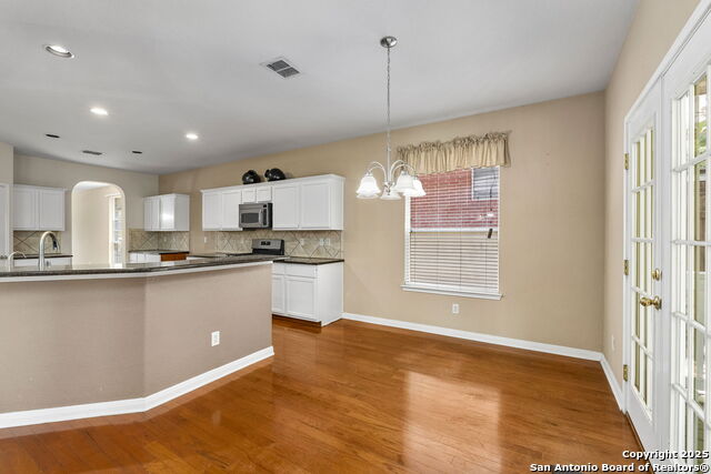 Image 17 of 46 For 515 Catanbo Ct