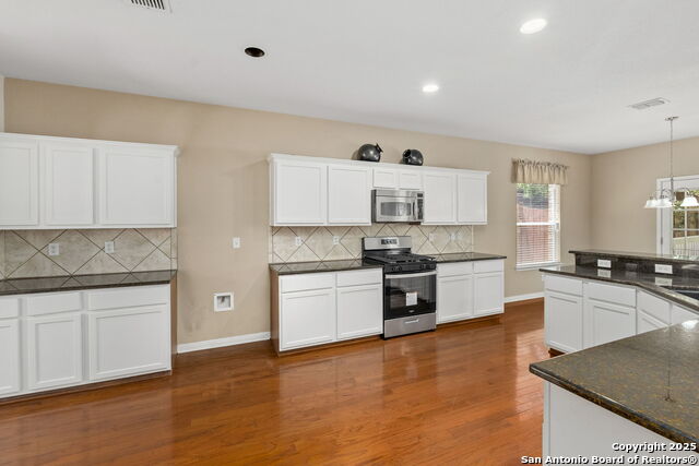 Image 18 of 46 For 515 Catanbo Ct