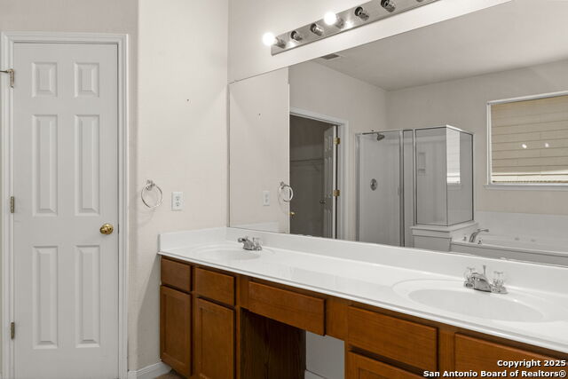 Image 23 of 46 For 515 Catanbo Ct