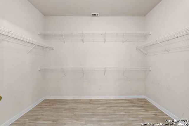 Image 24 of 46 For 515 Catanbo Ct