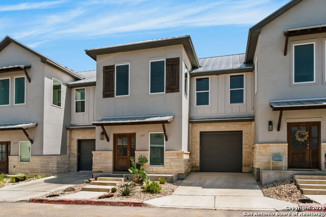 Image 2 of 25 For 1121 Paniolo Drive