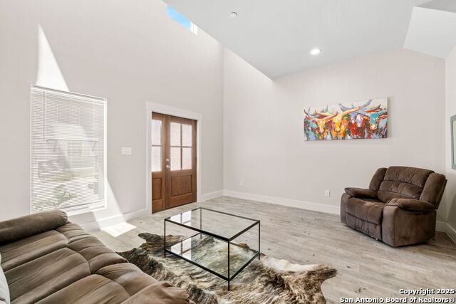 Image 6 of 25 For 1121 Paniolo Drive