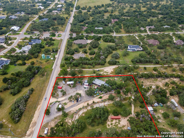 Listing photo id 9 for 33855 Blanco