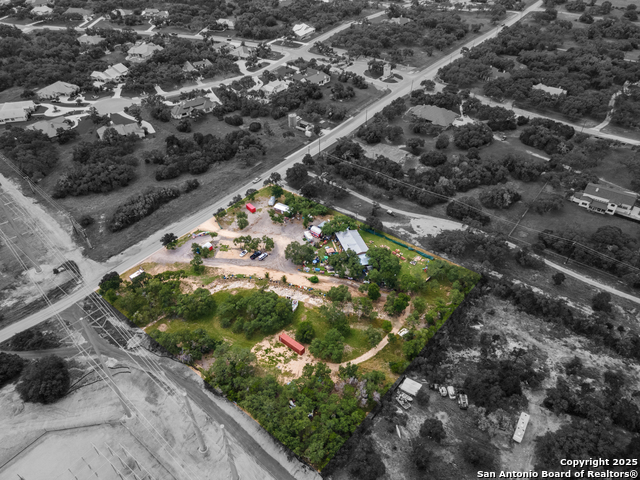 Listing photo id 10 for 33855 Blanco