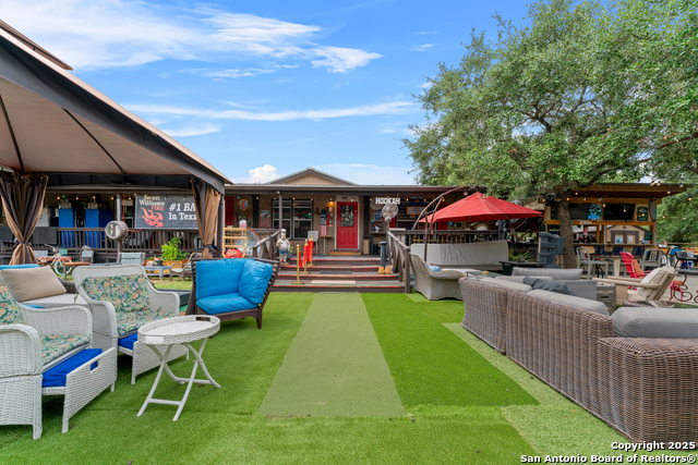 Listing photo id 16 for 33855 Blanco