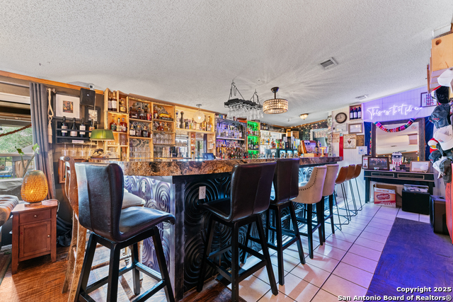 Listing photo id 21 for 33855 Blanco