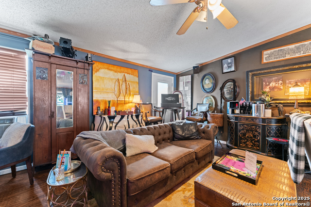 Listing photo id 29 for 33855 Blanco