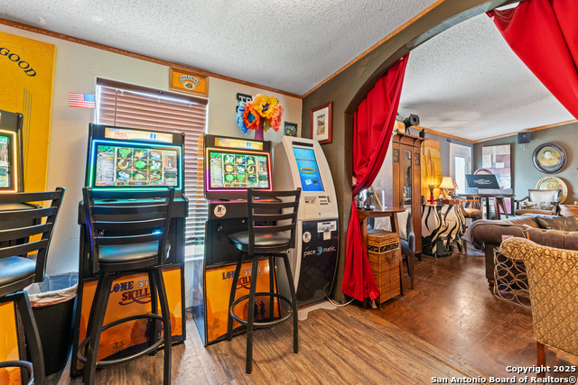 Listing photo id 39 for 33855 Blanco