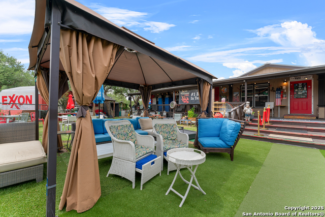 Listing photo id 52 for 33855 Blanco