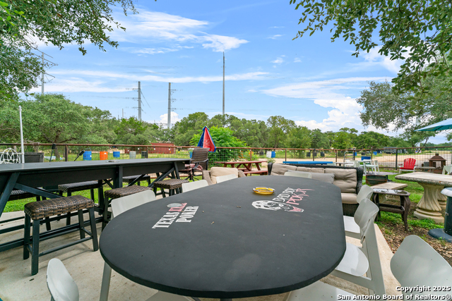 Listing photo id 53 for 33855 Blanco