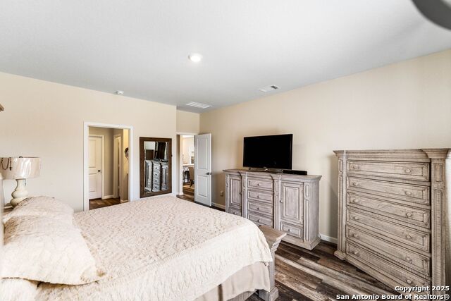 Listing photo id 16 for 3402 Angus Creek