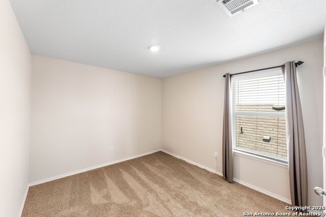 Listing photo id 26 for 3402 Angus Creek