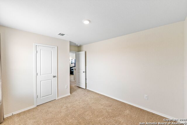Listing photo id 27 for 3402 Angus Creek