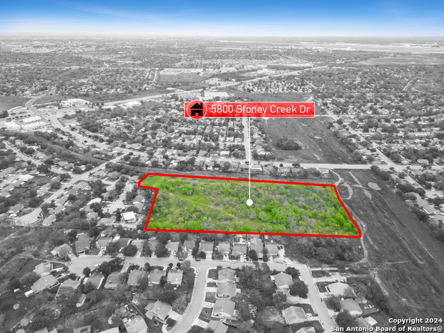 Listing photo id 5 for 5800 Stoney Creek